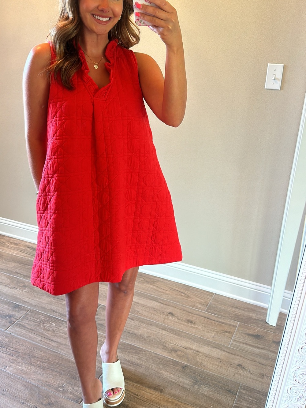 Sleeveless Quilted Shift Dress - Red